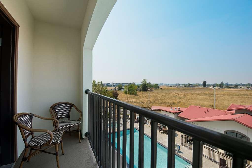 ออกซ์ฟอร์ด สวีท โซโนมา - โรห์เนิร์ต พาร์ค Hotel โรเนิร์ตพาร์ค ภายนอก รูปภาพ