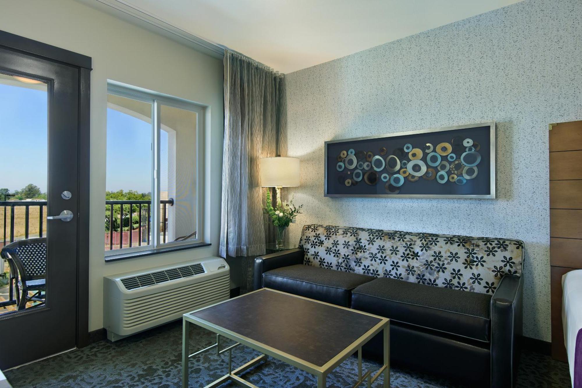 ออกซ์ฟอร์ด สวีท โซโนมา - โรห์เนิร์ต พาร์ค Hotel โรเนิร์ตพาร์ค ห้อง รูปภาพ