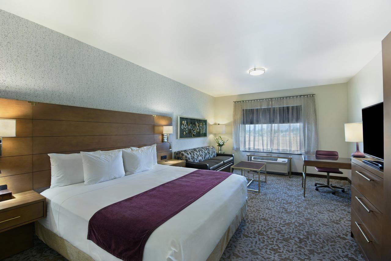 ออกซ์ฟอร์ด สวีท โซโนมา - โรห์เนิร์ต พาร์ค Hotel โรเนิร์ตพาร์ค ภายนอก รูปภาพ